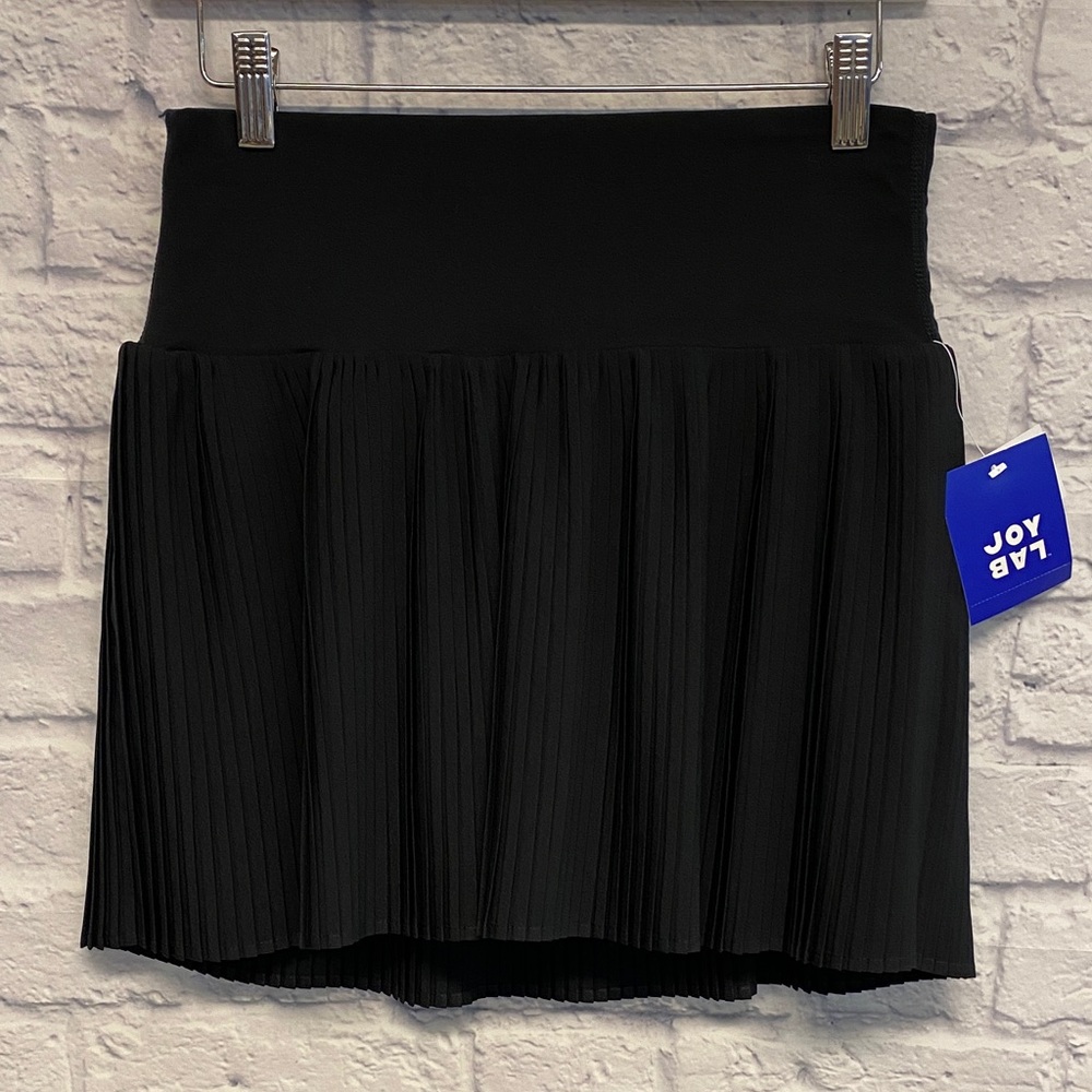 NWT JoyLab Women's Elegant Black Pleated Mini Skirt Size Medium